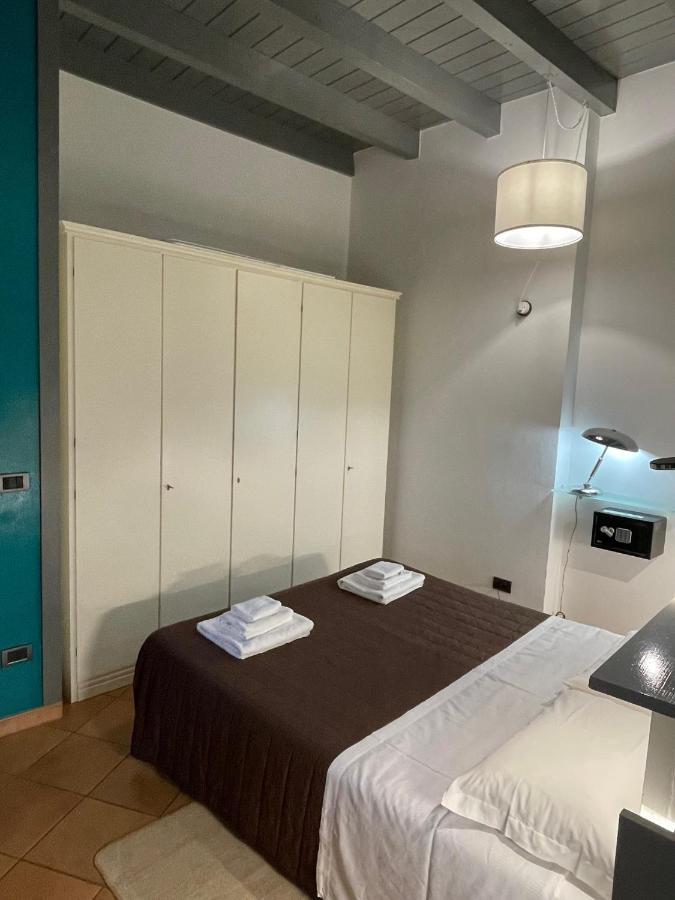 Rubra Apartments Парма Екстер'єр фото